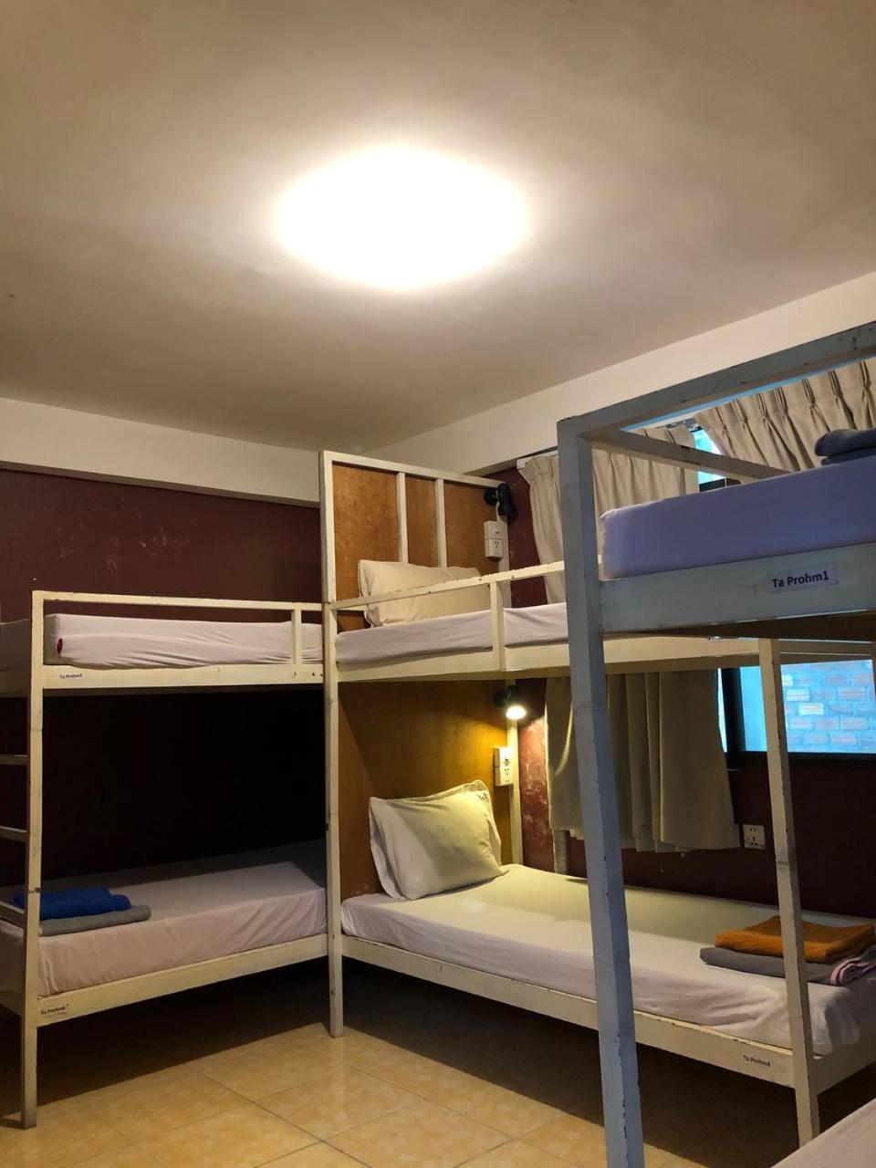 Naga Angkor Hostel Сиемрип Экстерьер фото