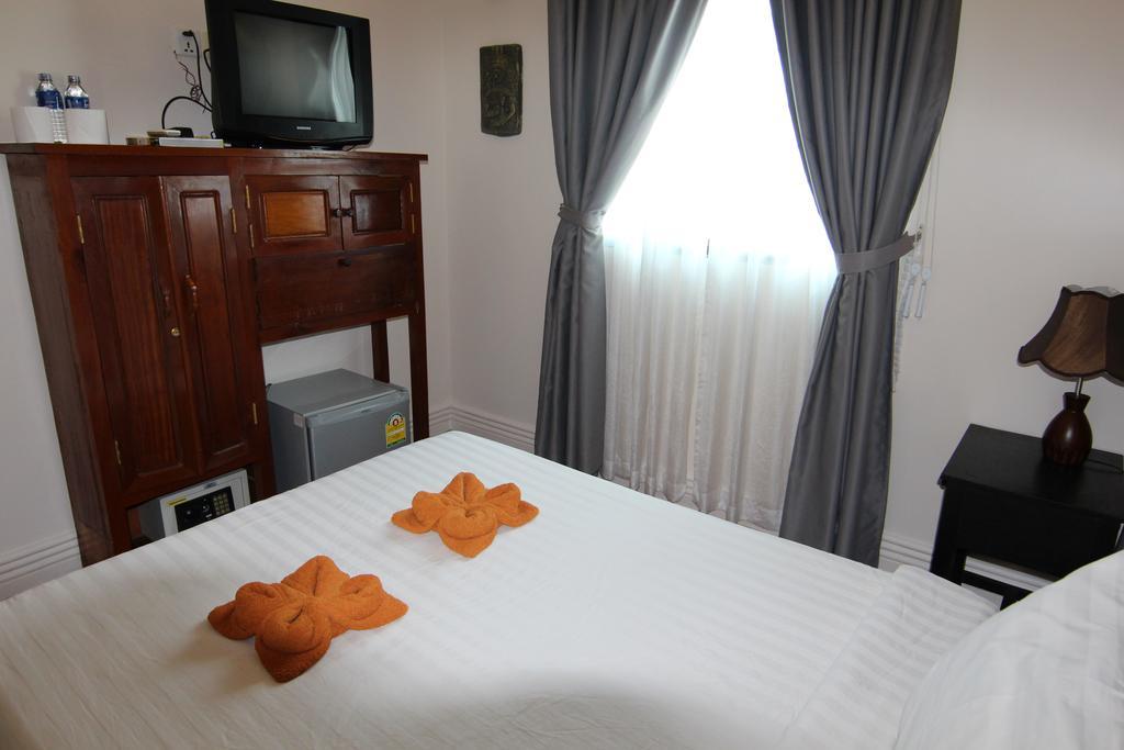 Naga Angkor Hostel Сиемрип Экстерьер фото