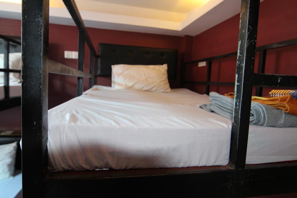Naga Angkor Hostel Сиемрип Экстерьер фото