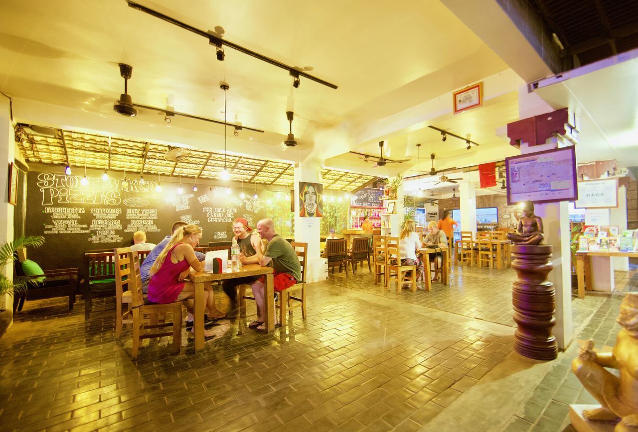 Naga Angkor Hostel Сиемрип Экстерьер фото